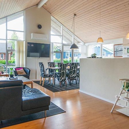 12 Person Holiday Home In Aabenraa Loddenhoj Exterior photo