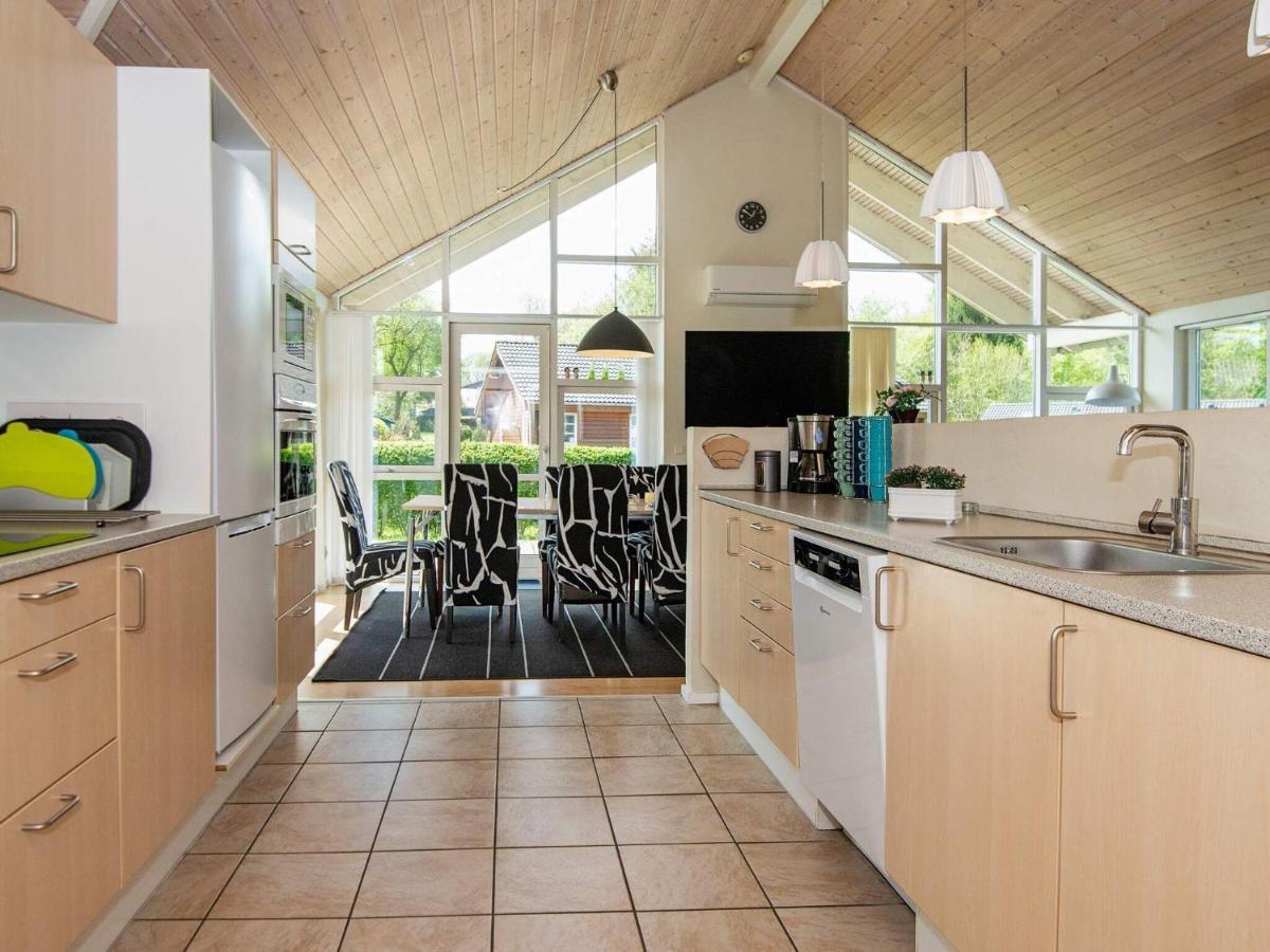 12 Person Holiday Home In Aabenraa Loddenhoj Exterior photo